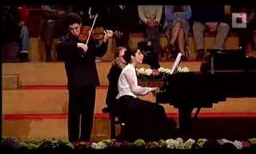 Թագուհու մրցանակը և մեկ միլիոն դոլար արժողությամբ ջութակը ազգությամբ հայ ջութակահարին