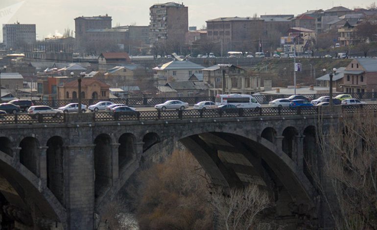 25-ամյա քաղաքացին ցանկացել է նետվել «Հաղթանակ» կամրջից