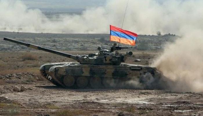 В Армении завели дела о госизмене против армян, попросивших гражданство Азербайджана