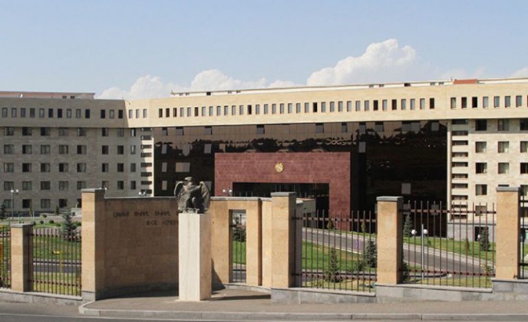 Минобороны Армении: Азербайджан передал Армении двух плененных граждан