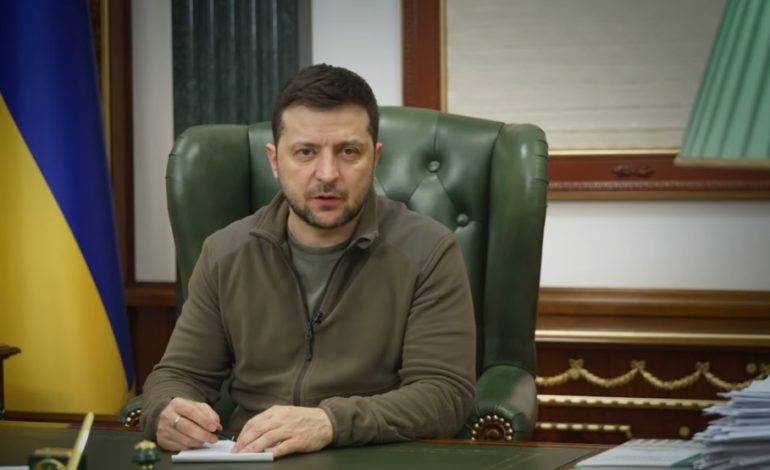 Зеленский ответил на петицию о запрете въезда россиянам на Украину