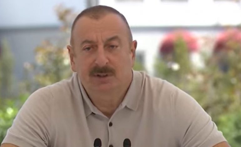СМИ: Алиев заявил о возможности подготовить мирный договор с Арменией за несколько месяцев