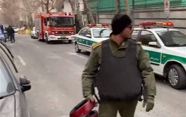 Азербайджанские СМИ сообщают о «вооруженном нападении» на посольство Азербайджана в Иране