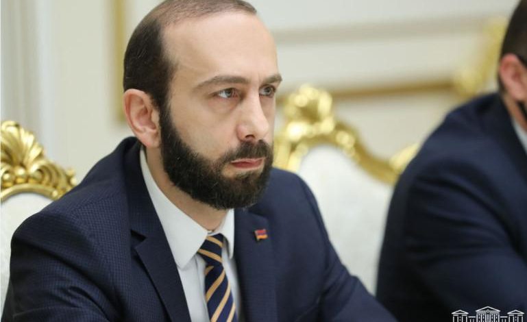 Ադրբեջանը պարտավոր է առանց որևէ նախապայմանի վերականգնել Լաչինի միջանցքի՝ նոյեմբերի եռակողմ հայտարարությամբ ամրագրված ռեժիմը. Արարատ Միրզոյան