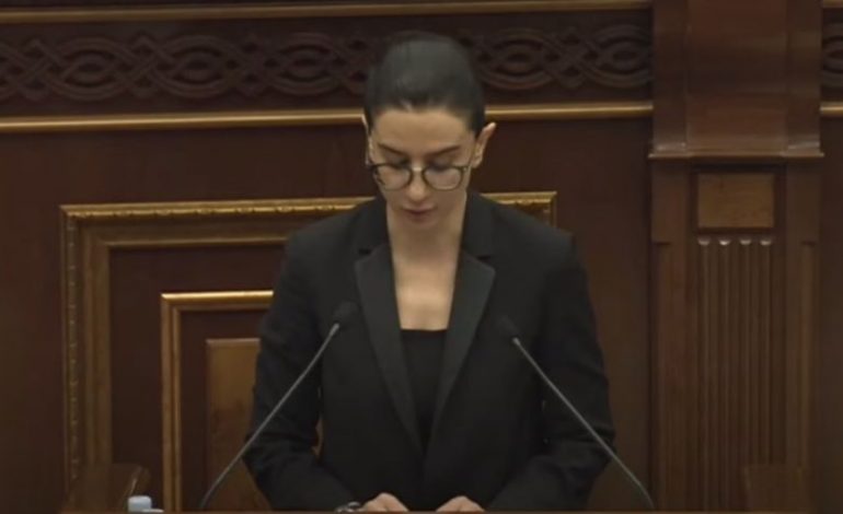 В Ереване началась очередная парламентская четырехдневка