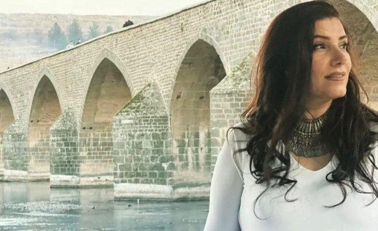 Ցավալի լուր. Դիարբեքիրում հայ երգչուհուն և ամուսնուն մահացած են հանել փլատակներից