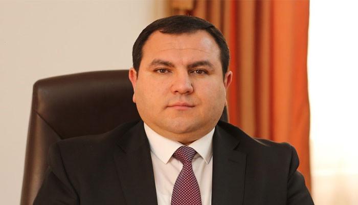 Արցախի պետնախարարը կոչով է դիմել