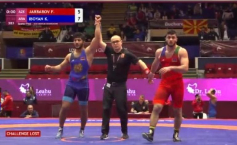 Армянский борец-вольник победил азербайджанца и вышел в полуфинал чемпионата Европы