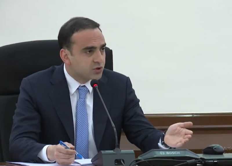 Թեժ գծից եկած զանգերը  ձեր Աստվածաշունչը պետք է լինեն