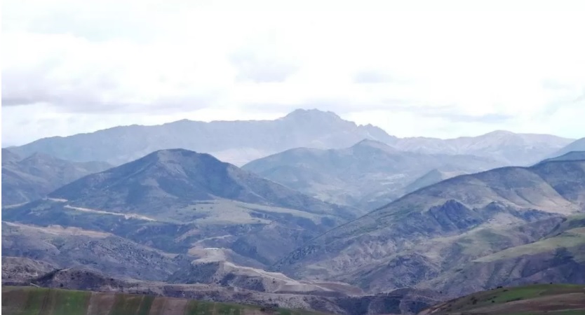 «Բացահայտ տարածքային պահանջ». Ադրբեջանն ակտիվացրել է իր քաղաքացիներով Հայաստանի 300 բնակավայր բնակեցնելու թեզը
