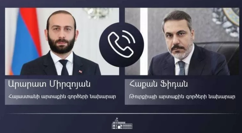 Арарат Мирзоян провел телефонный разговор с главой МИД Турции