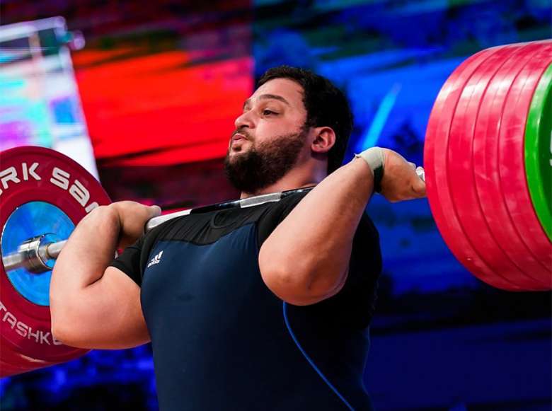 Армянский супертяжеловес Вараздат Лалаян стал вице-чемпионом мира по тяжелой атлетике
