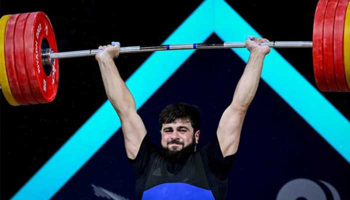 Гарик Карапетян стал золотым медалистом молодежного чемпионата мира по тяжелой атлетике