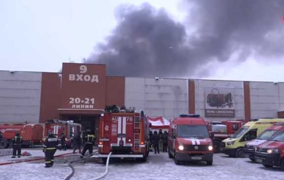 В Москве горит принадлежащий азербайджанцам рынок «Садовод»: эвакуированы 350 человек