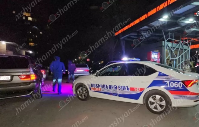 Поножовщина у ТЦ «Эребуни мол» в Ереване: ранены 15-летний подросток и 19-летний юноша