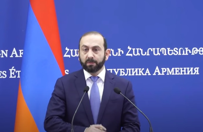 Мирзоян: Баку проявляет нежелание ссылаться на Алма-Атинскую декларацию в проекте мирного договора