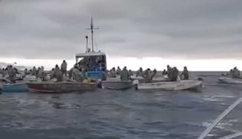 Տեսանյութ. Նոր բացառիկ կադրեր, թե ինչպես են ձկնորսները բարձրանում Սևան ազգային պարկի նավը եւ ծեծում այնտեղ գտնվողներին