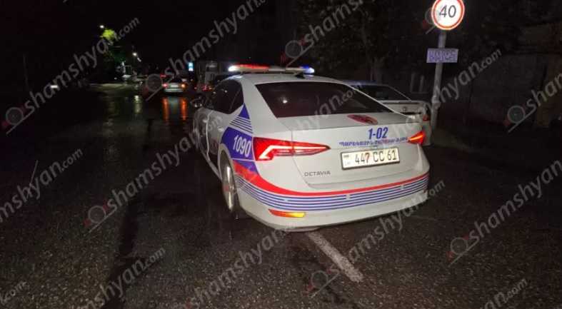В Ереване обнаружили автомобиль с пистолетом и следами крови в салоне